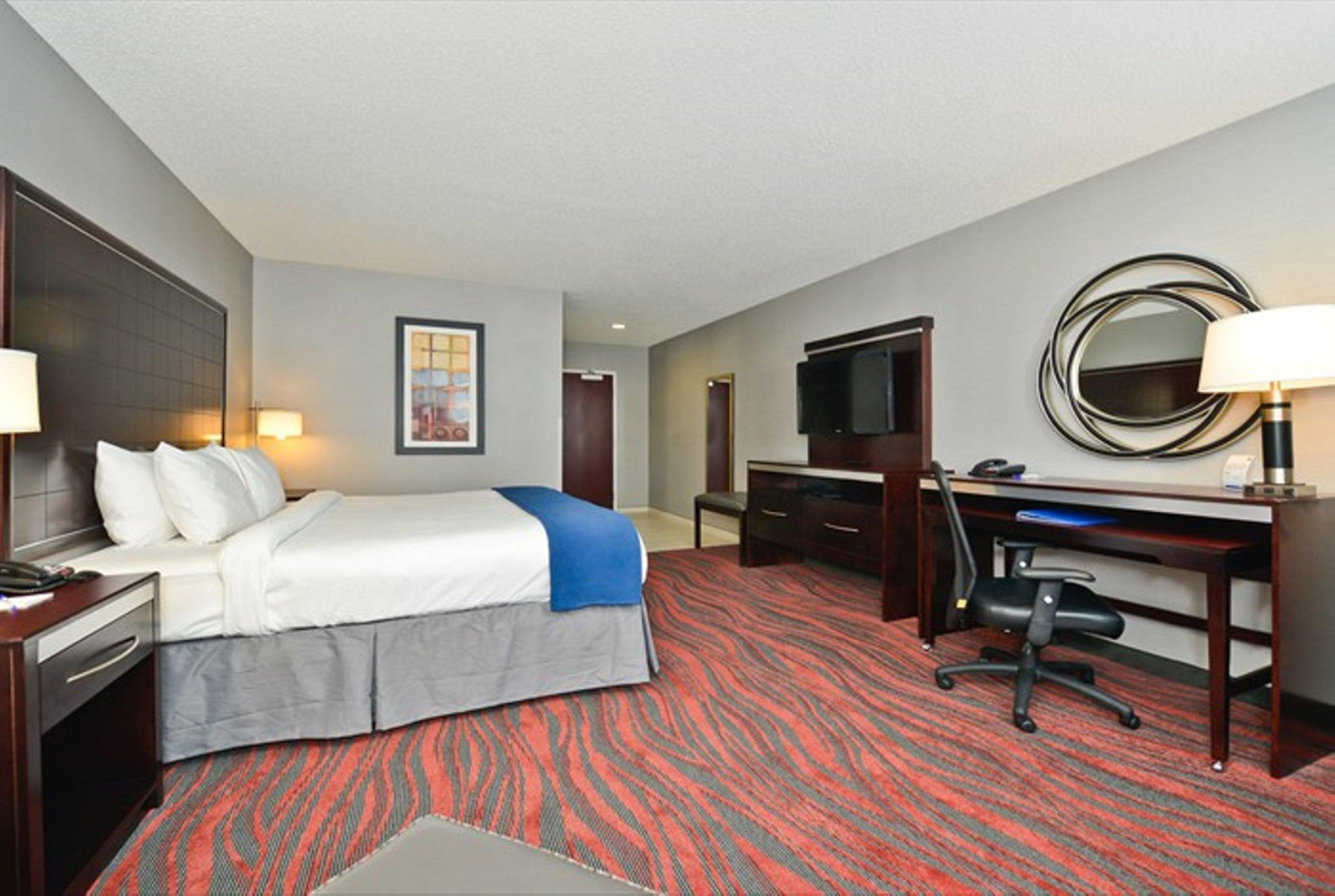 Holiday Inn Express & Suites Utica By Ihg Buitenkant foto